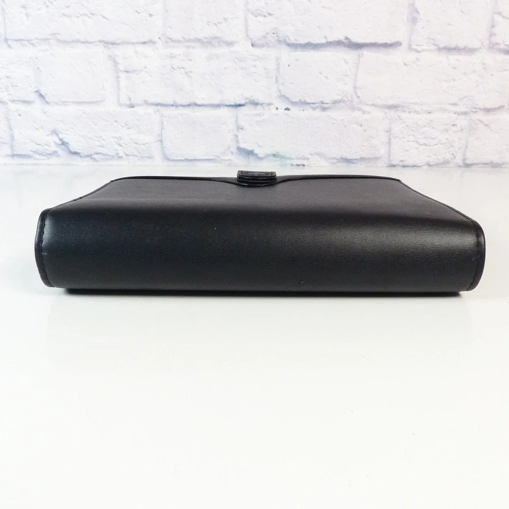 Day Runner FactCentre Organizer Black Faux Leather Vtg 90s Snap Close 3 Ring NOS